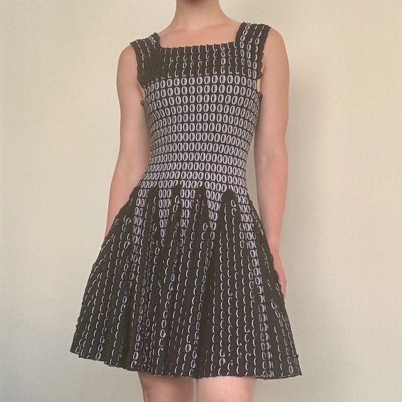 Alaïa Size 36 Mini Dress - NWT - Picture 1 of 4